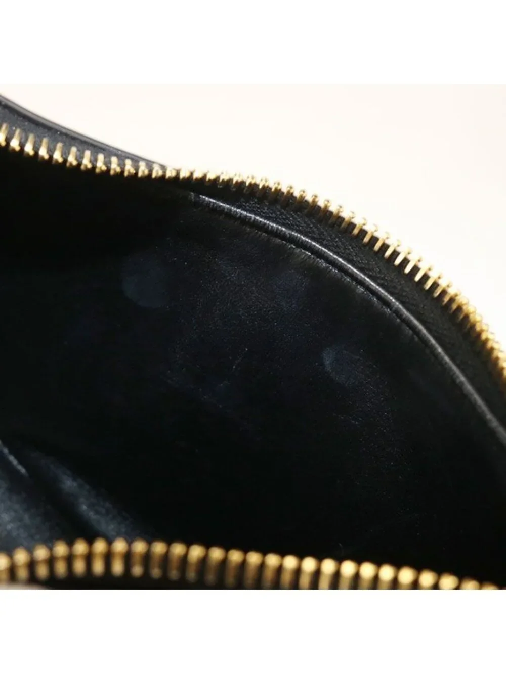 Prada this authentic